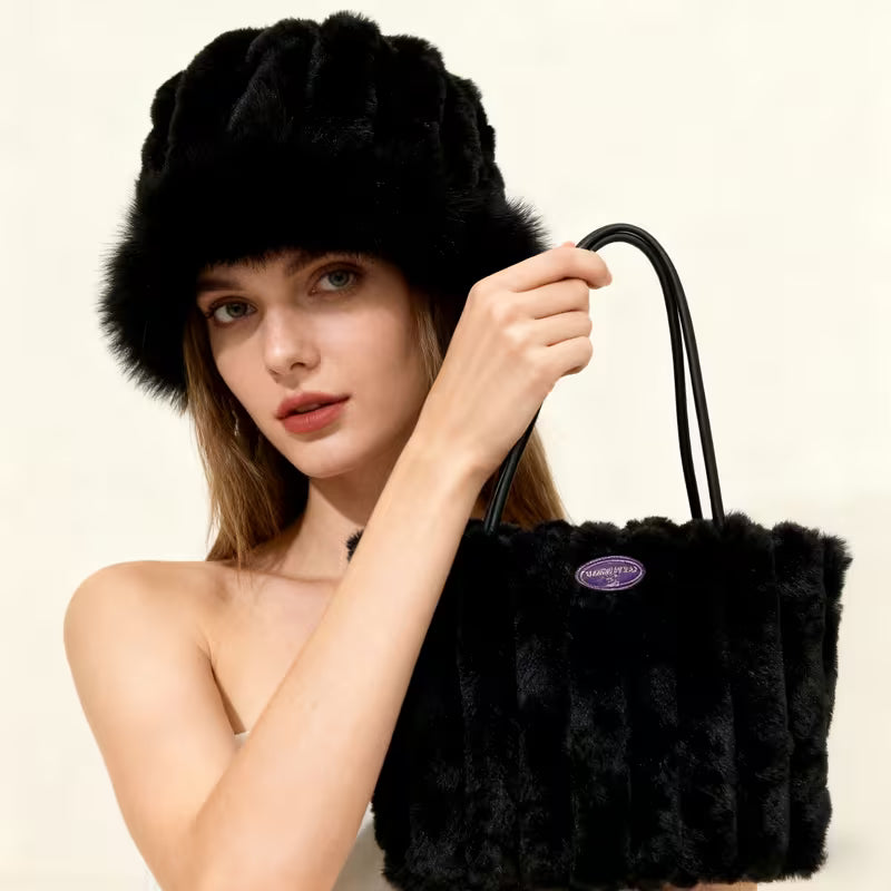 Plush 2-piece set, matching faux-fur shoulder bag and bucket hat