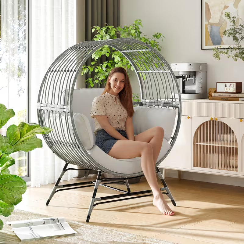 Nova Lounge Chair