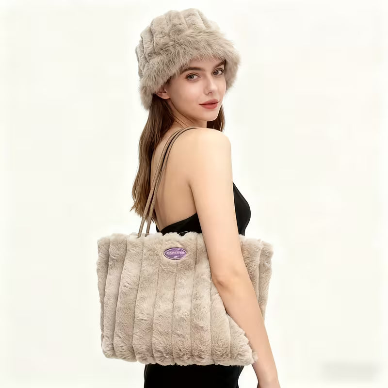 Plush 2-piece set, matching faux-fur shoulder bag and bucket hat