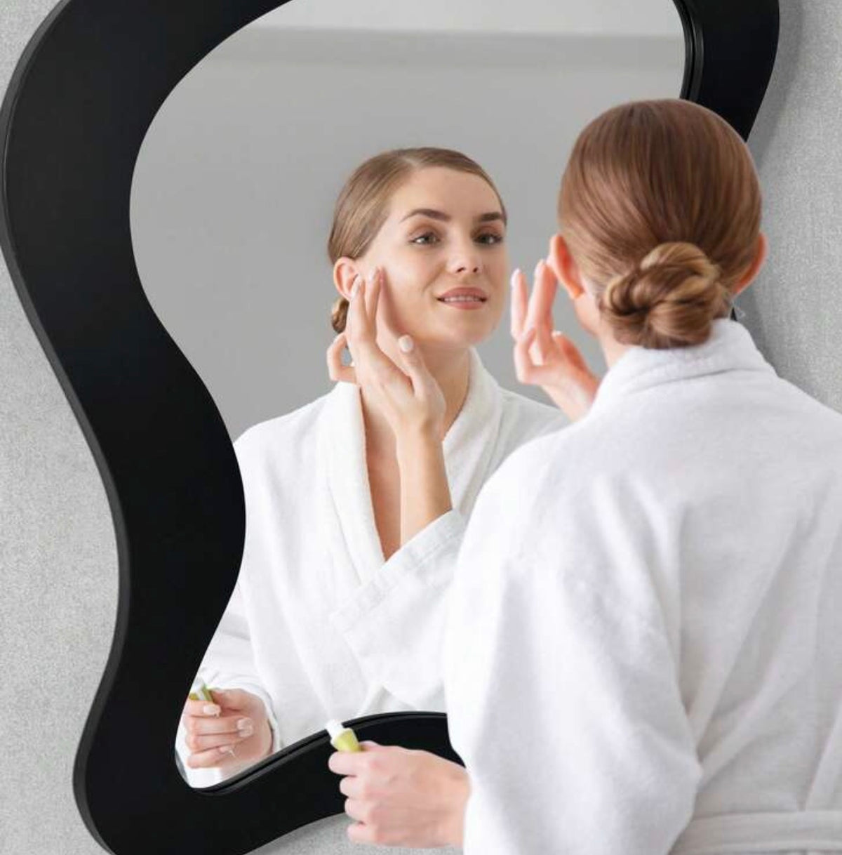 Wavy Irregular Mirror