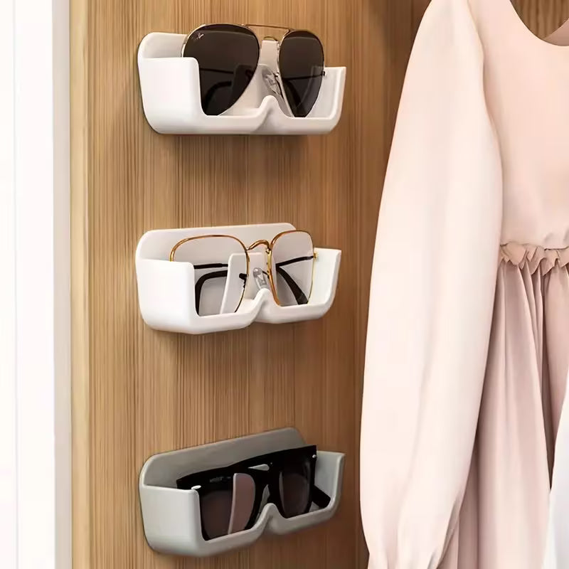Wall-mounted glass storage box (12)